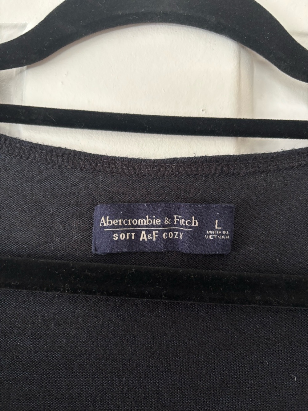 Abercrombie & Fitch Black Long-Sleeve Wrap Bodysuit - Size L - Picture 4 of 6